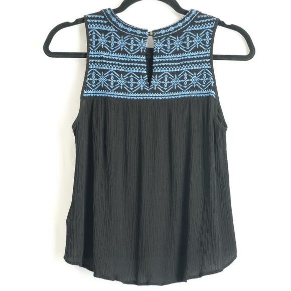 Forever 21 Cropped Embroidered Black Tank Top, S - Picture 2 of 8